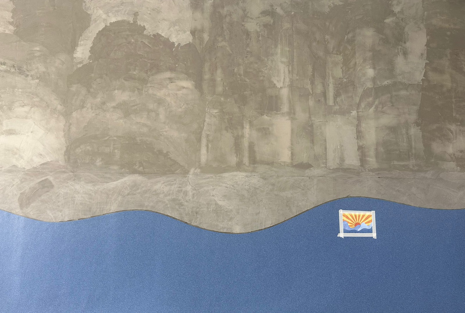 Wall having art of wave form